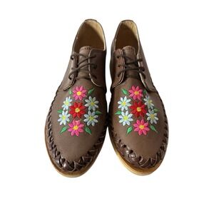 New Mestizo Artesanias Shoes Womens Size 26. US 9‎ Floral Embroidered Leather